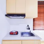 Cozy Studio At 9Th Floor Paltrow City Apartment By Travelio