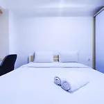 Cozy Studio At 9Th Floor Paltrow City Apartment By Travelio