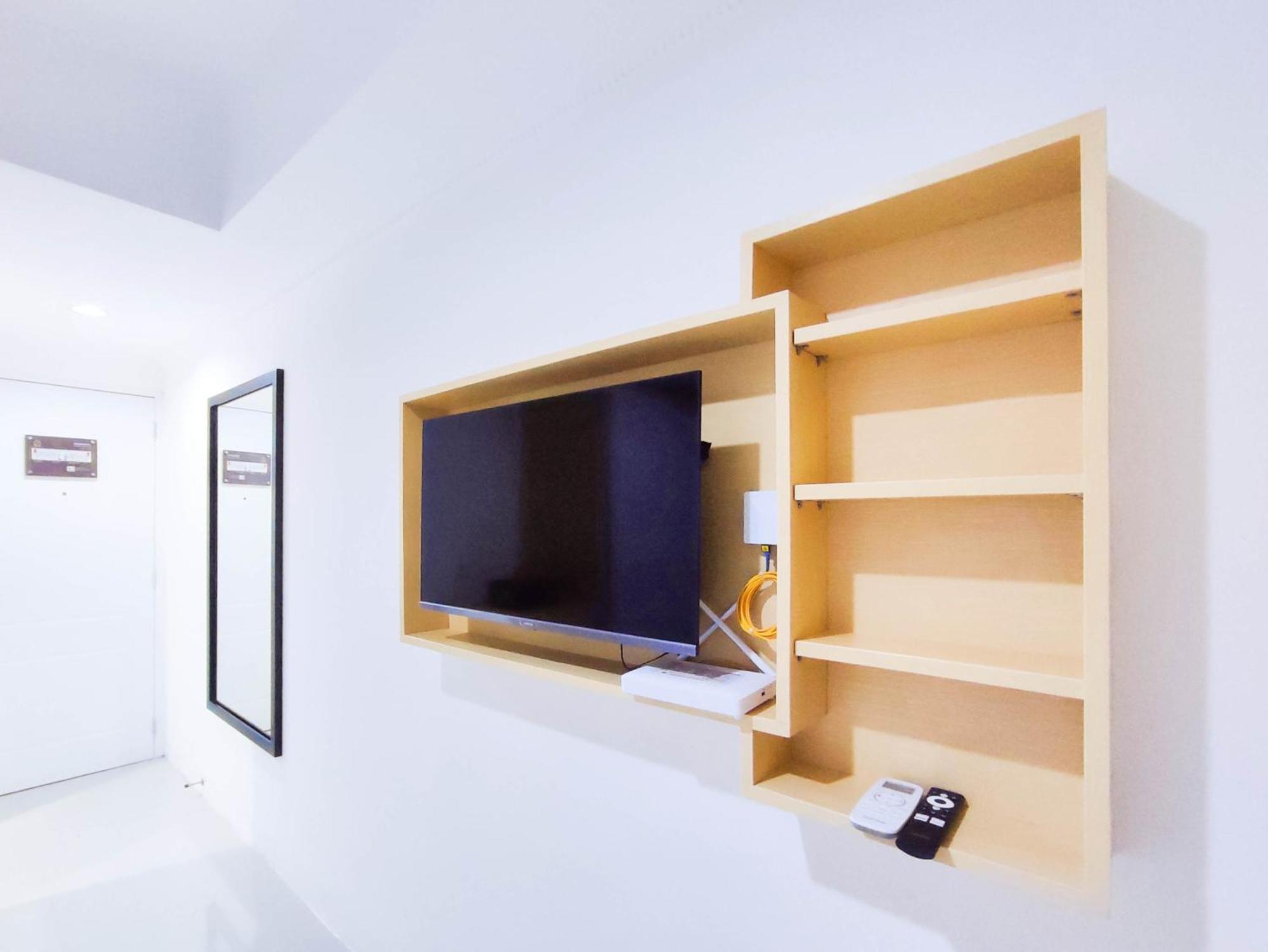 Cozy At 9th Floor Paltrow By Travelio Apartemen *