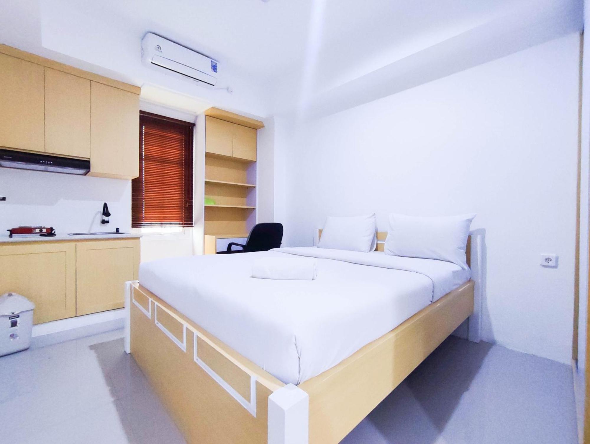 Cozy At 9th Floor Paltrow By Travelio Apartemen